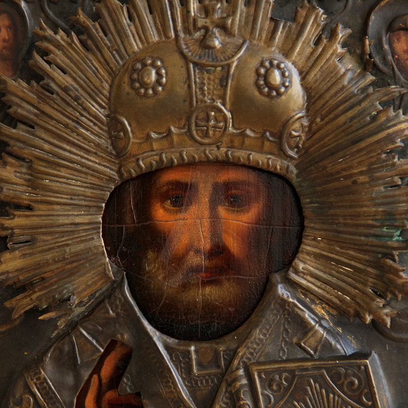 Cтаринная икона Святой Николай Чудотворец в 