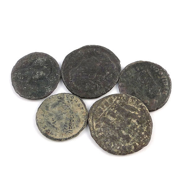 Древние бронзовые монеты Рим III век Н.Э. Лот из 5 монет периода правления императора Константина I Великого.