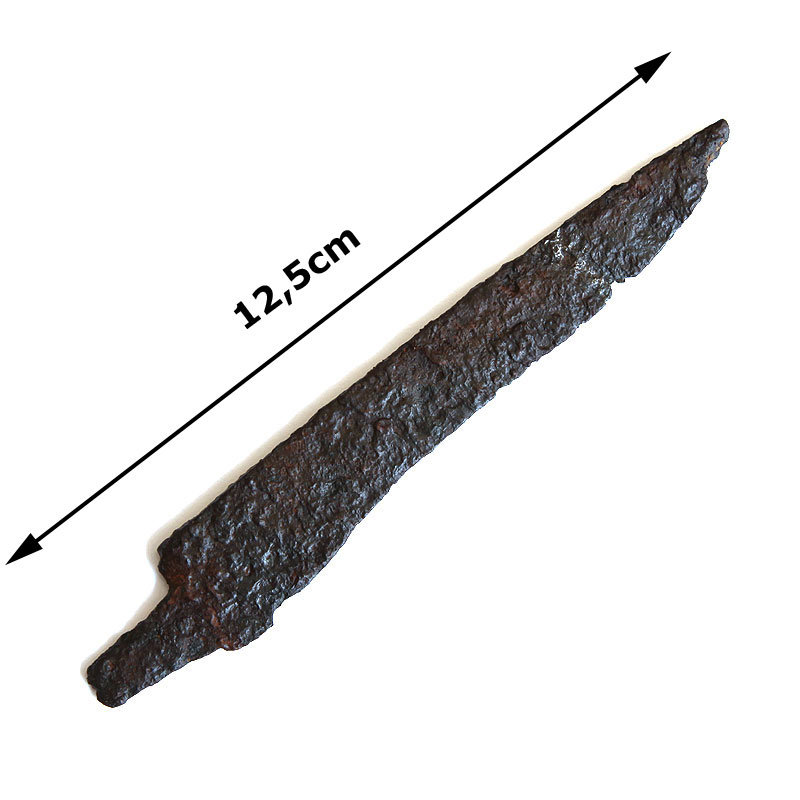 Поясной железный нож  12,5 см. Аланы или Скифо-Сарматы 11-12 век.