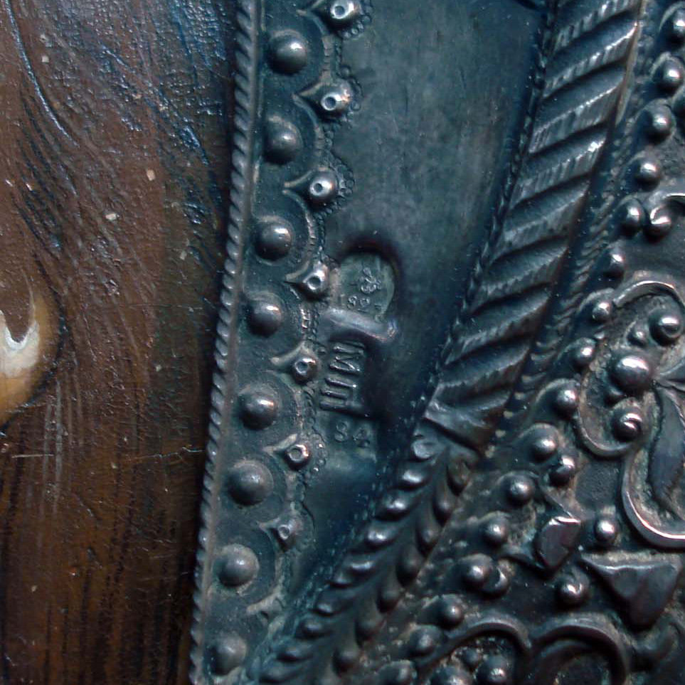 Старинная икона Спас Нерукотворный в серебряном ампирном окладе. Россия, Москва 1823-1825 год.