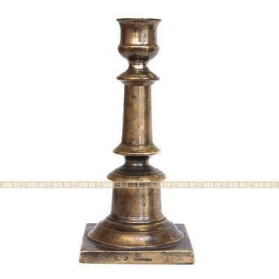 Старинный бронзовый подсвечник 17,5 см для толстой церковной или бытовой свечи. Клеймо 
