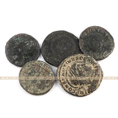 Древние бронзовые монеты Рим III век Н.Э. Лот из 5 монет периода правления императора Константина I Великого.