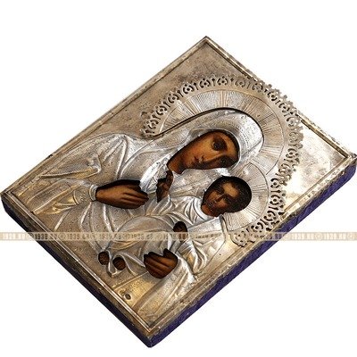 Старинная икона в серебряном окладе Иверская Божья Матерь 