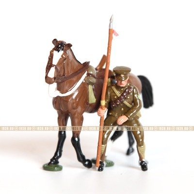 Оловянный солдатик. Британский конный улан времен Первой Мировой Войны.