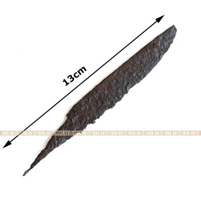 Поясной железный нож  13 см. Аланы или Скифо-Сарматы 11-12 век.