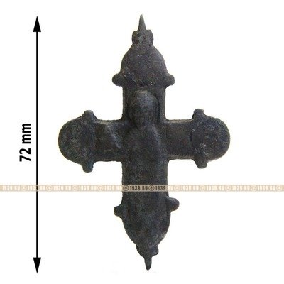 Древний крест энколпион Борисоглебского типа с образом святого князя Бориса с храмом в руке. Русь середина XII века