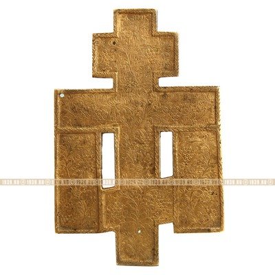 Старинный бронзовый крест-икона Распятие Христово с предстоящими святыми, эмаль двух цветов. Россия XIX век.