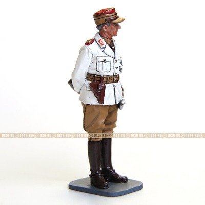 Коллекционный оловянный солдатик Виктор Лютце в белом кителе, фюрер штурмовых отрядов СА в период 1934-1943 гг.