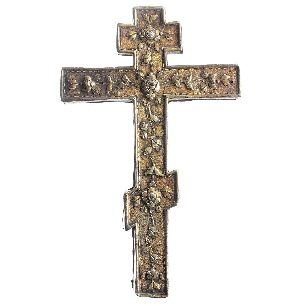 Крест деревянный с вложениями святых мощей Преподобного Марона и Священномученика Неофита, в серебряном окладе. Россия 1750-1760 год.