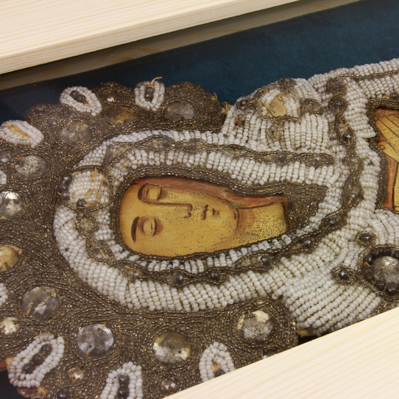 Старинная живописная паломническая икона Успение Богоматери в шитом бисерном окладе и в киоте. Иерусалим, Гефсиманская обитель 1885-1895 год