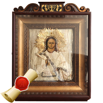 Старинная деревянная икона Архангел Михаил в расшитых белоснежных одеждах и в старинном киоте. Россия, Холуй 1850-1870 год