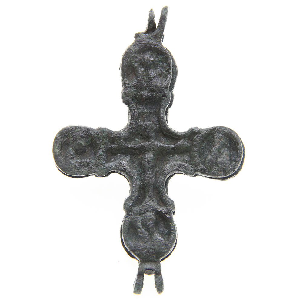 Древний крест энколпион с закругленными концами, Архангел Сихаил и Распятие Христово. Средневековая Русь XIV-XV век 