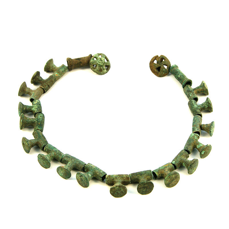 Бронзовое шейное ожерелье. Кобанская культура. 7 век до нашей эры.