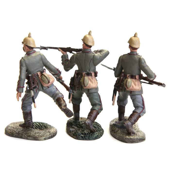Набор оловянных солдатиков 54мм. Германский пехотный полк фон Манштейн Шлезвигский №84. Три солдата в атаке.