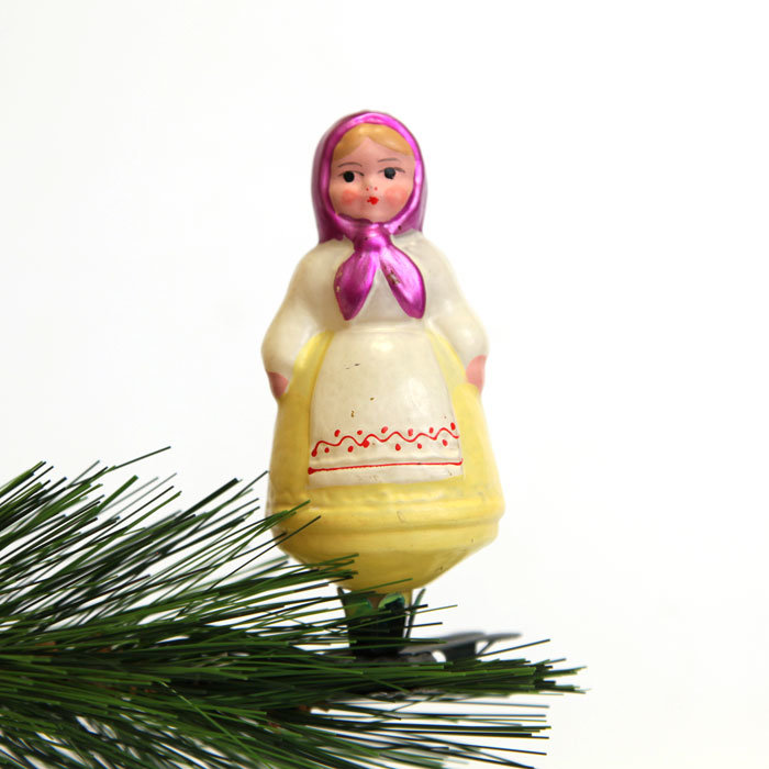 Старая коллекционная елочная игрушка СССР на прищепке Аленушка. Выпуск 1950-1954 годов.