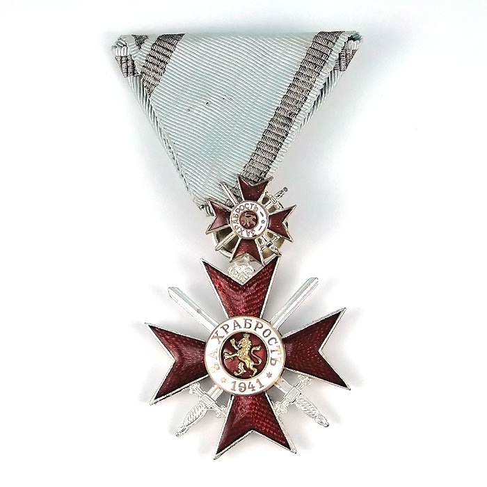 Королевство Болгария. Крест За Храбрость с мечами 1941 и миниатюра.