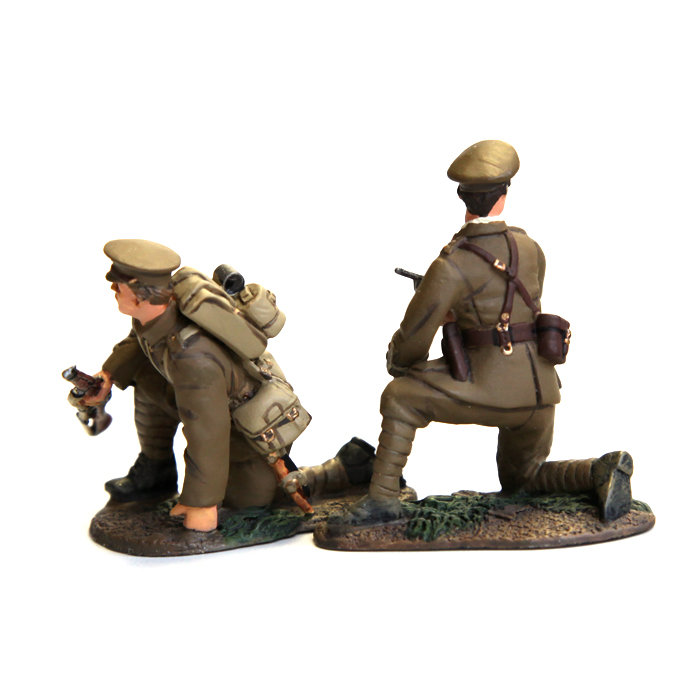 Набор оловянных солдатиков 54мм. Британский офицер и солдат.