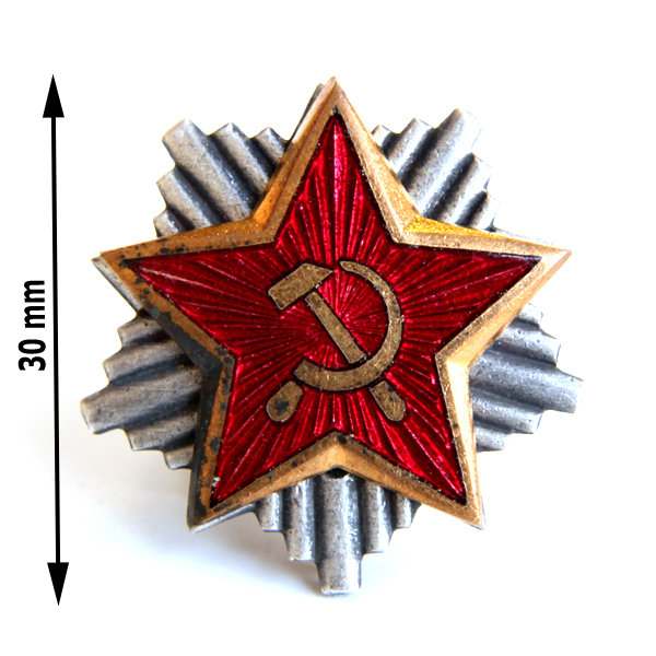 Массивная красная звезда с серпом и молотом на головной убор войск СФРЮ высота 30 мм. Кокарда времен СССР.