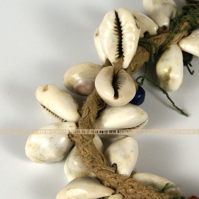 Раковины Каури (Cowry). Приданое невесты 19 век. Украшение национального костюма мордовского и чувашского народов.