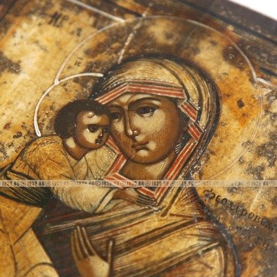 Старинная Феодоровская икона Божией Матери, женская небесная покровительница. Россия XIX век.