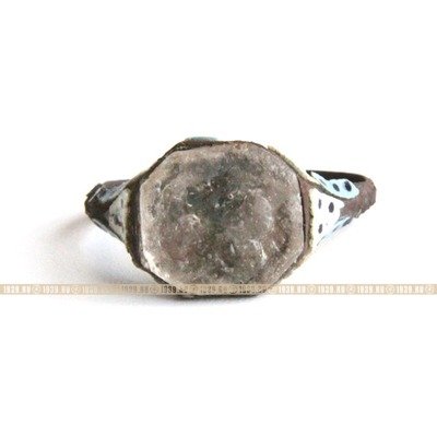 Интереснейший старинный перстень-оберег от темных сил с изображением Святого Трифона. Россия 1650-1720 год. Подарок для охотника или сокольничего.