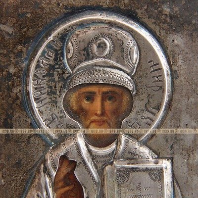 Старинная икона в серебряном окладе 