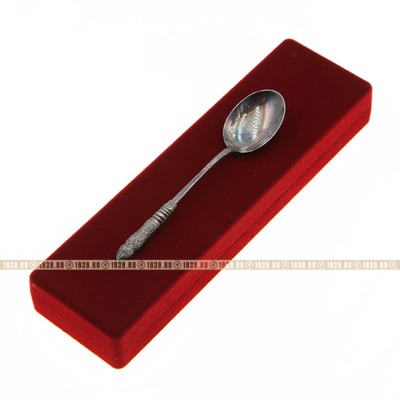 Антикварная серебряная ложечка на счастье или подарок на первый зубик, с символом дикой свинки №2. Веймарская Республика 1910-1920 год