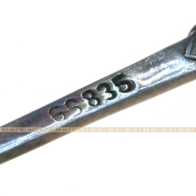 Антикварная серебряная ложечка на счастье или подарок на первый зубик, с символом дикой свинки №2. Веймарская Республика 1910-1920 год