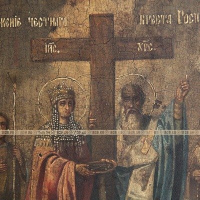 Старинная икона «Воздвижение Честного и Животворящего Креста Господня» со святыми Еленой и Макарием. Россия XIX век.