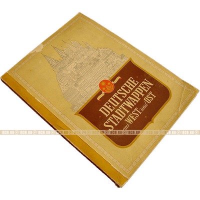 Коллекционный альбом. Гербы городов 3 Рейха. Издан в Германии до 1945г