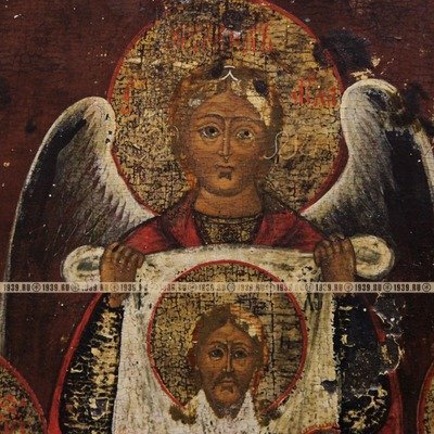 Старинная старообрядческая икона Святой Архангел Михаил с «крестьянскими богами». Россия, Поволжье, XIX век.
