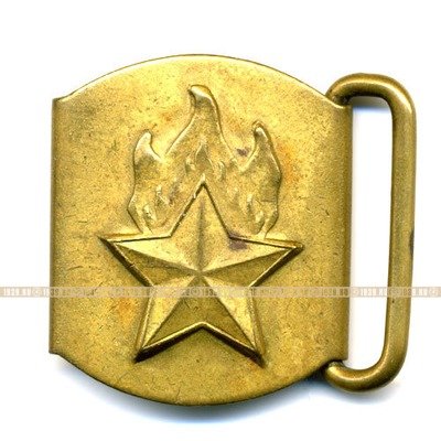 Пряжка парадного ремня советского пионера.