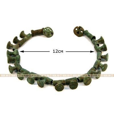 Бронзовое шейное ожерелье. Кобанская культура. 7 век до нашей эры.