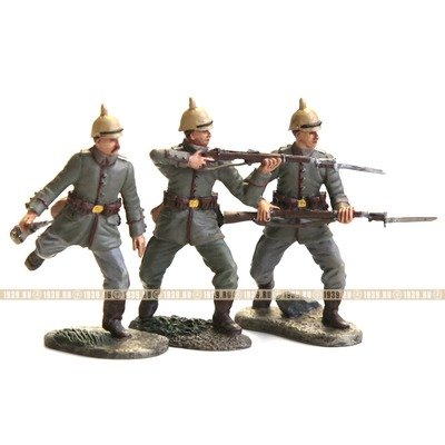 Набор оловянных солдатиков 54мм. Германский пехотный полк фон Манштейн Шлезвигский №84. Три солдата в атаке.