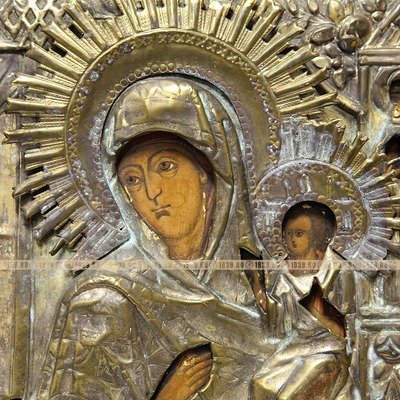 Старинная икона 19 века Пресвятая Богородица Нечаянная Радость с окладом.