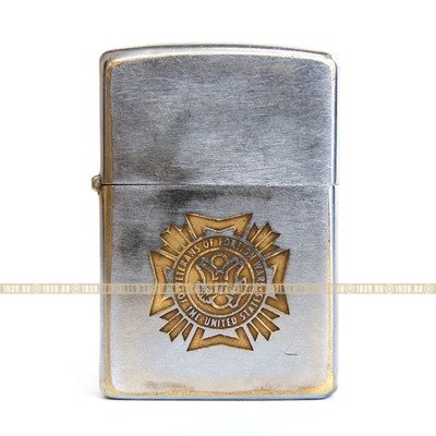 Старая бензиновая зажигалка Zippo времен войны во Вьетнаме. Pat 2517191 - выпуск 1962 г