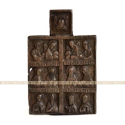 Старинная бронзовая иконка-иконостас 12 Избранных святых. Россия XVIII век.