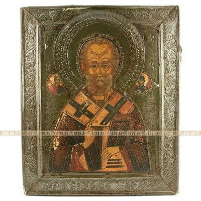 Старинная деревянная икона святитель Николай Чудотворец в басменном окладе. Россия, XIX век.