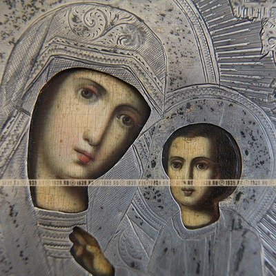 Старинная икона в серебряном окладе Тихвинская Божья Матерь 